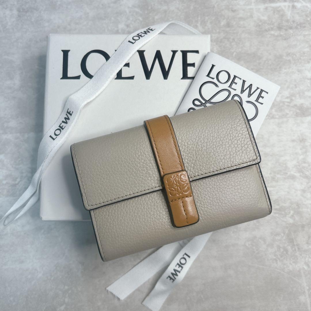 美品✨ロエベ LOEWE バーティカルウォレット アナグラム グレージュ