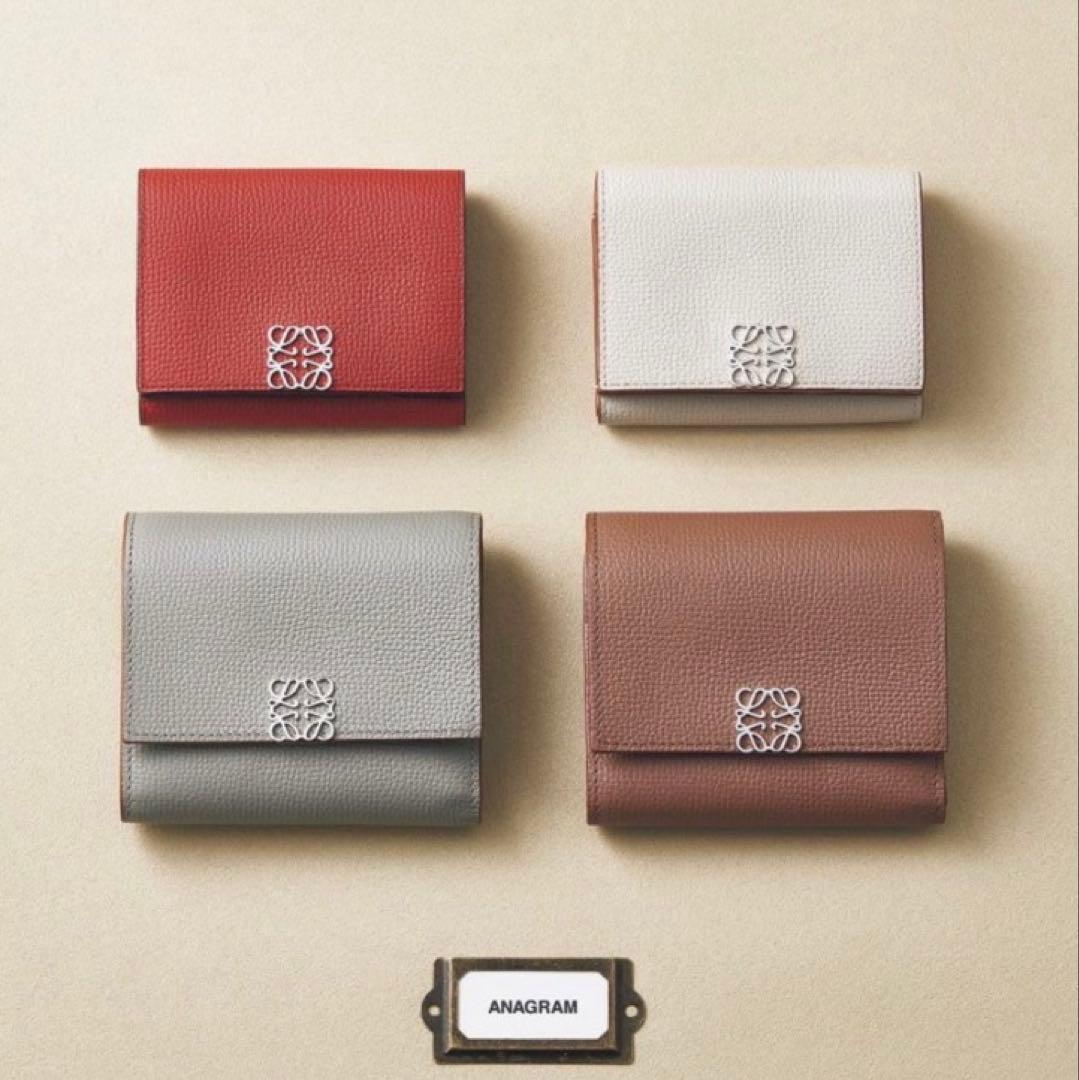ロエベ アナグラム 8cc LOEWE ANAGRAM 三つ折り財布