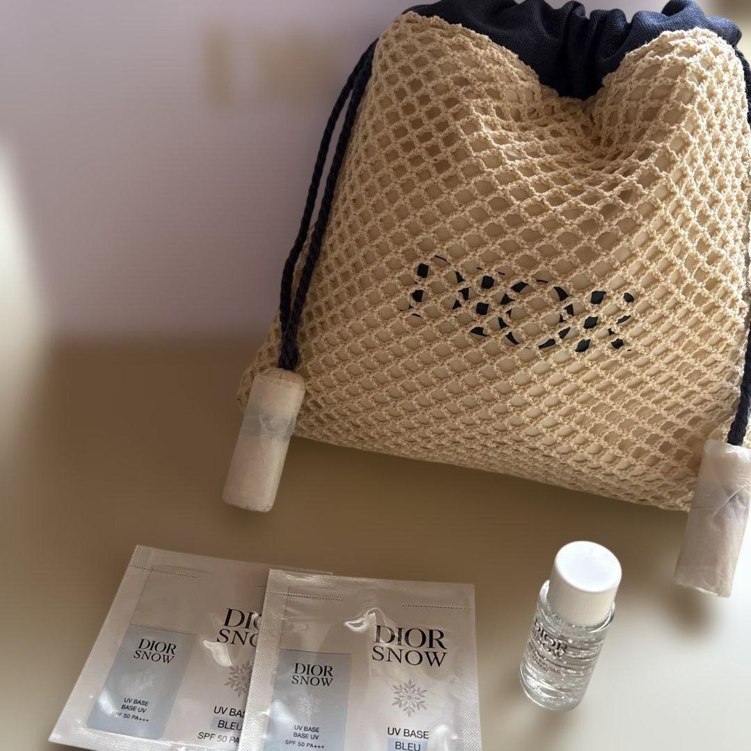 ディオールノベルティ巾着